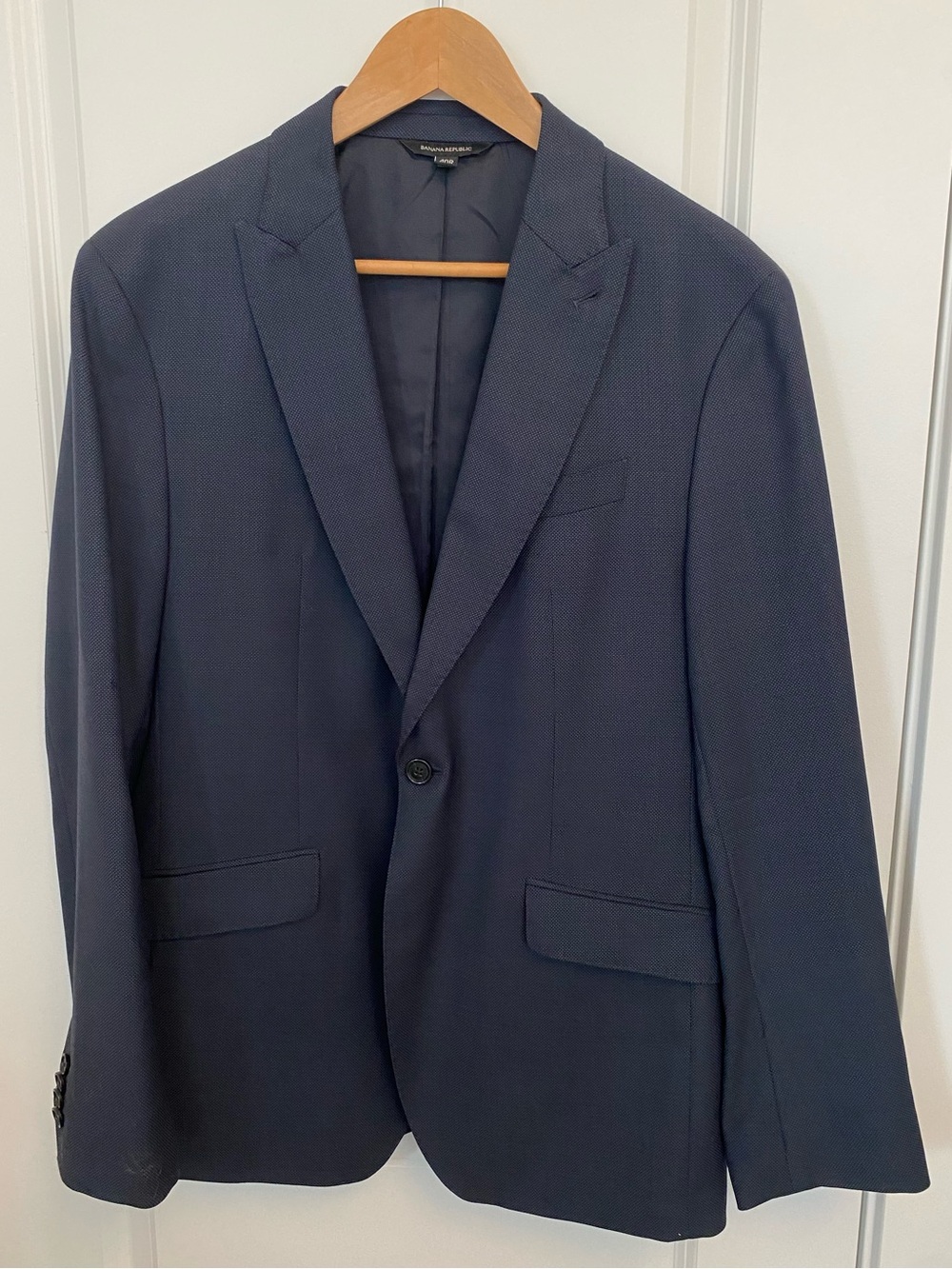 Banana Republic Men's Suit- Marzotto Super 110 Navy Birdseye 40R, 32x32 - Picture 2 of 15